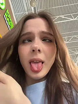 Lunabelle_ Webcam Show