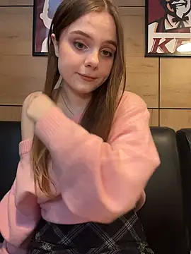 Lunabelle_ Show in webcam