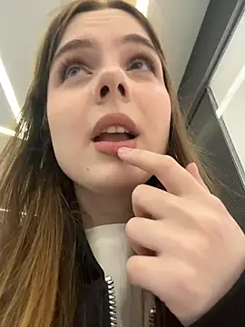 Chat +18 de Lunabelle_ ao vivo