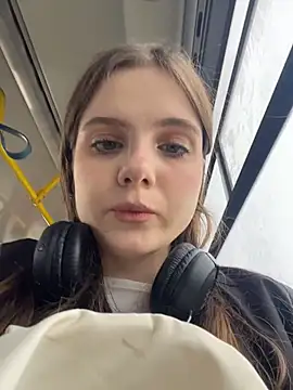 הופעת וובקאם של Lunabelle_
