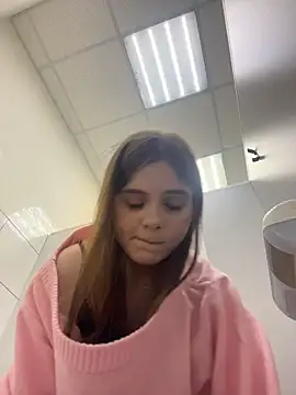 Lunabelle_ webkamerás műsora