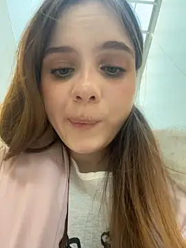 Lunabelle_ Chat XXX in diretta