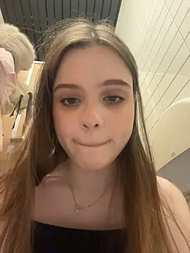 Lunabelle_'s Webcam Show