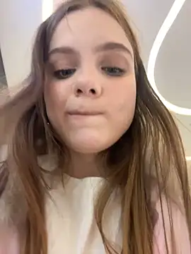 Chat XXX en directo de Lunabelle_