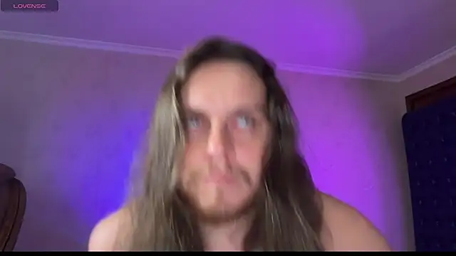 Show modela Man0taur na web-kameri