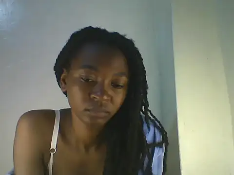 Chat XXX en directo de cutebrownny