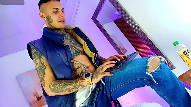 Liam_Ink Webcam show