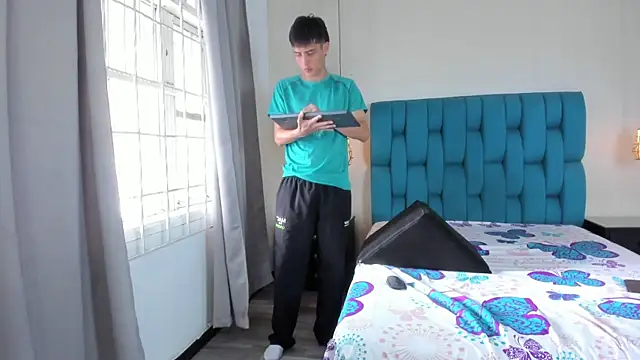 Thiago_Firee Adlı Modelin Web Kamerası Şovu