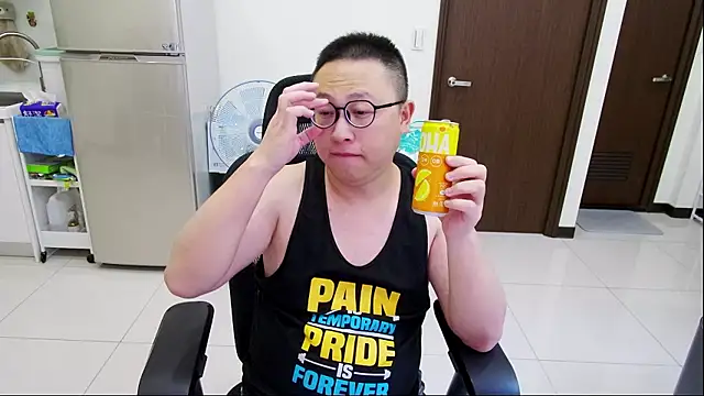 7pupuman Show in webcam
