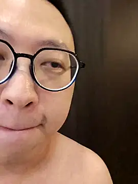 7pupuman 网络视讯表演