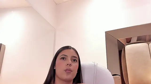 AriaVegaSoe 라이브 XXX 채팅