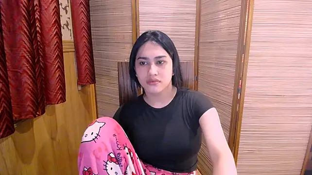 Show webcam de solana_elowen