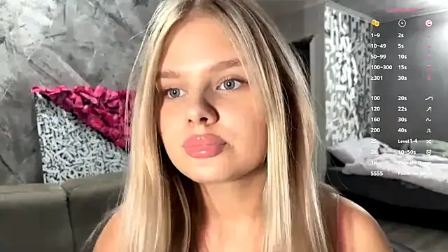 Rita_Blondana: вебкам-шоу