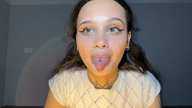Webkamerová show MayraLucarelli