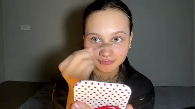 MayraLucarelli Adlı Modelin Canlı XXX Sohbeti
