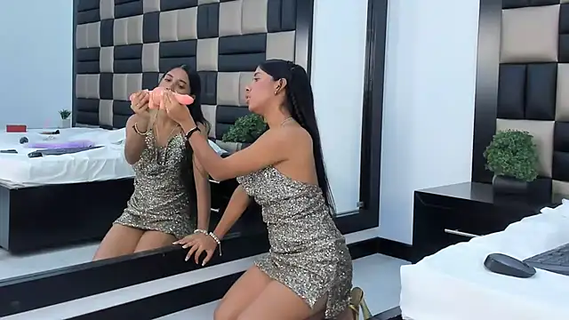 Chat XXX ao vivo de RebeccaWalton