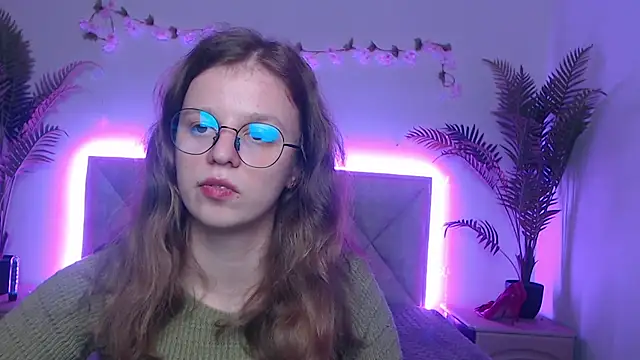 AnniBrown_ Adlı Modelin Canlı XXX Sohbeti