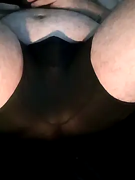 big__bearrr Pertunjukan Webcam