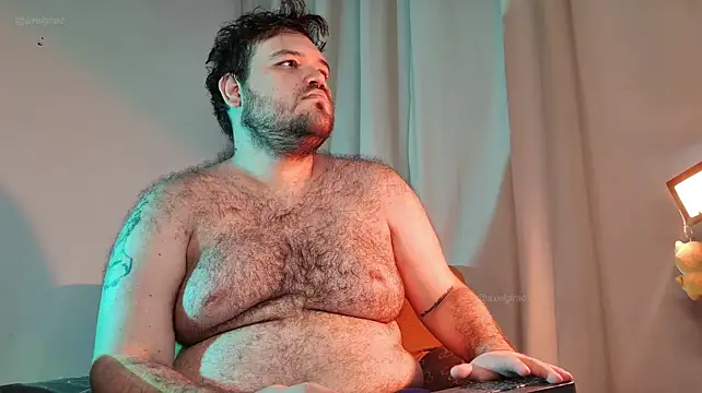 big__bearrr Webcam Show