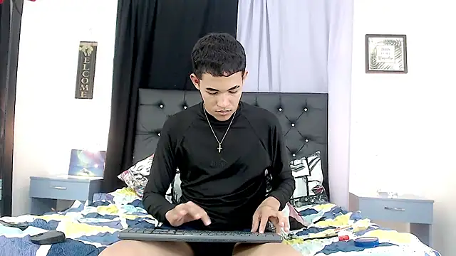 RoySteven webcam show