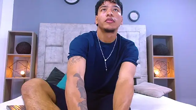 Webkamerová show Poul_Garcia