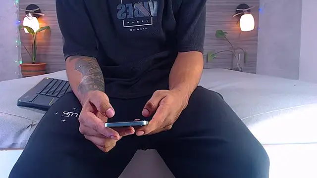 Poul_Garcia webcam show