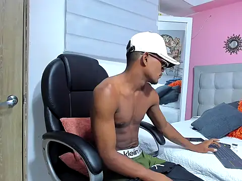Show modela jeikon_black19 na web-kameri