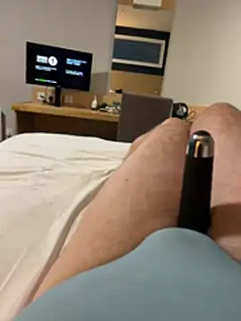 dressedupsissy Webcam-Show
