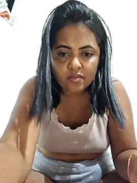 Katrina_Lush Adlı Modelin Canlı XXX Sohbeti