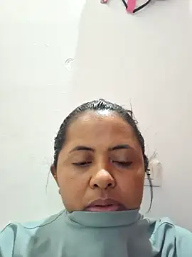 غرفة دردشة Katrina_Lush المباشرة