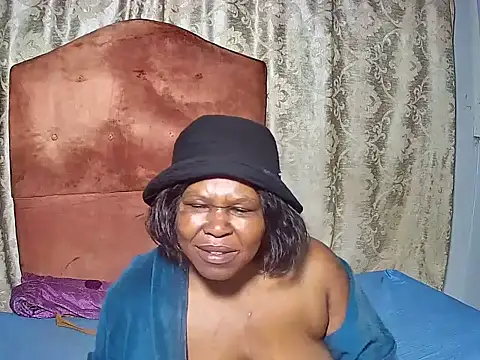 Webkamerová show BigMommaSexy