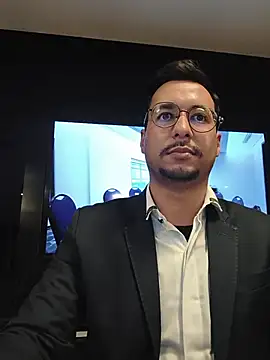 Show de leolim220 na webcam