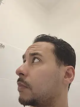 leolim220 Show Webcam