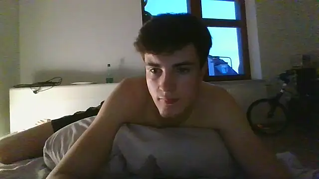 freshboy72 webkamerás műsora