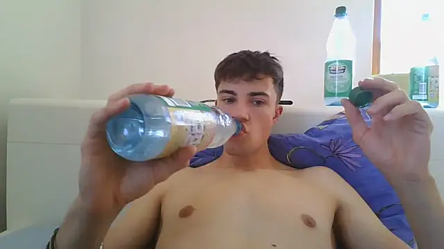 הופעת וובקאם של freshboy72