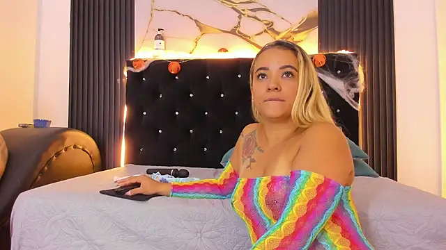 عرض كام Laura396