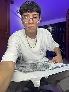 ArthurDavies21_ Webcam-Show