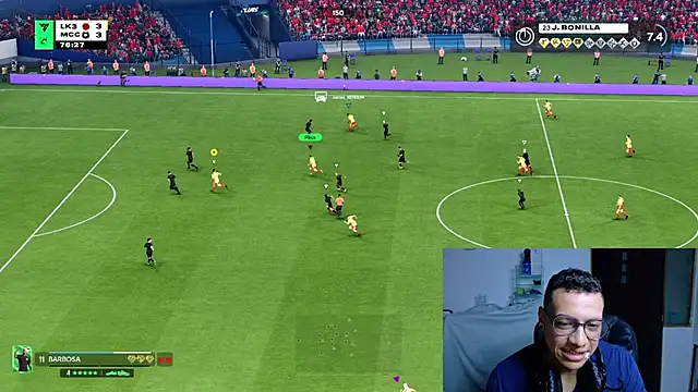 Jey_jey23: διαδικτυακό σόου στην κάμερα