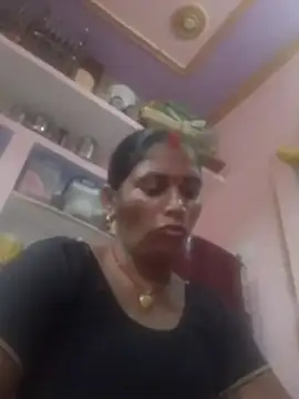 Rakhihot35's Webcam Show