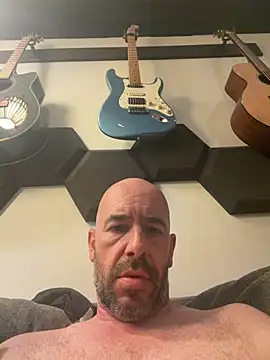 Italianstallion2756's Webcam Show
