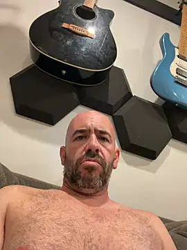 Italianstallion2756's Webcam Show