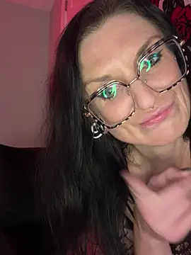 Plasticdollx's Webcam Show