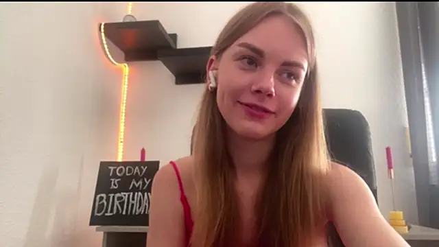 SunnyStrike Live XXX-chat