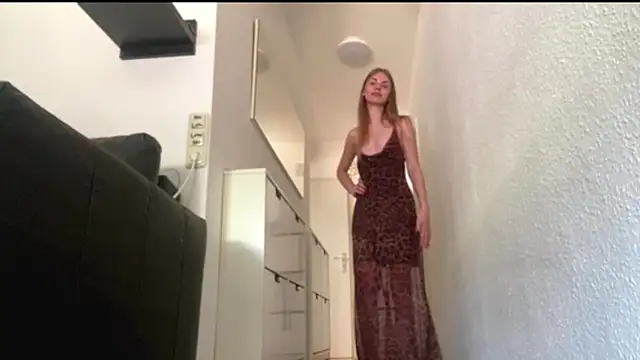 SunnyStrike Live XXX-Chat