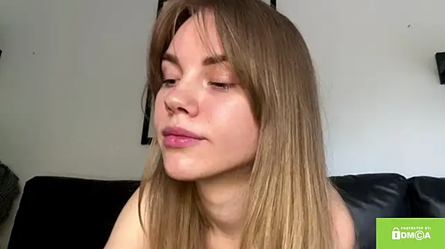 SunnyStrike – Live XXX-chat