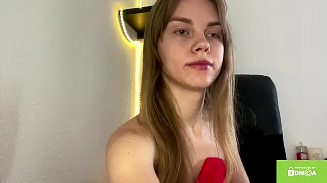 SunnyStrike – Live XXX-chat