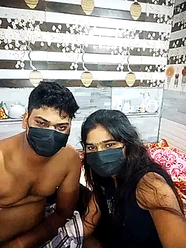 โชว์เว็บแคมของ Tamil_555_Couples