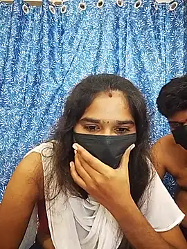 Show webcam de Tamil_555_Couples
