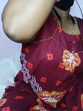 sexy-keerthi's Live XXX Chat
