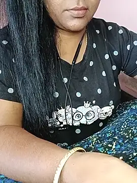sexy-keerthi's Webcam Show